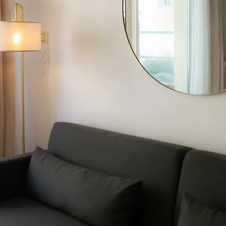 A4 Staywiz Us-2p Au Coeur De Les Pins 5min - Ac Balcon Апартаменты *